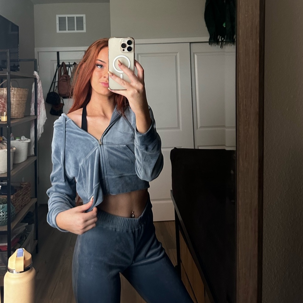 HOLLISTER Velour Velvet Track Suit